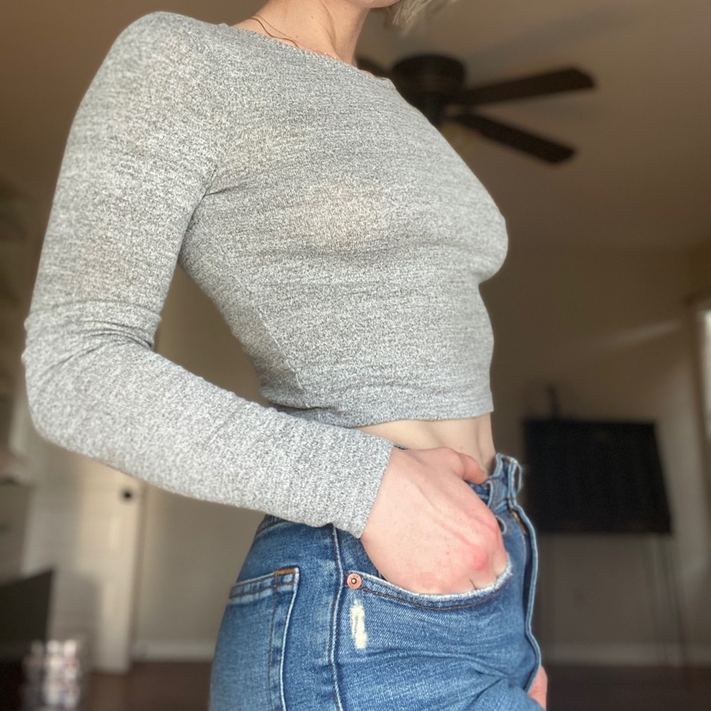 Heather Grey Cropped Long Sleeve Top